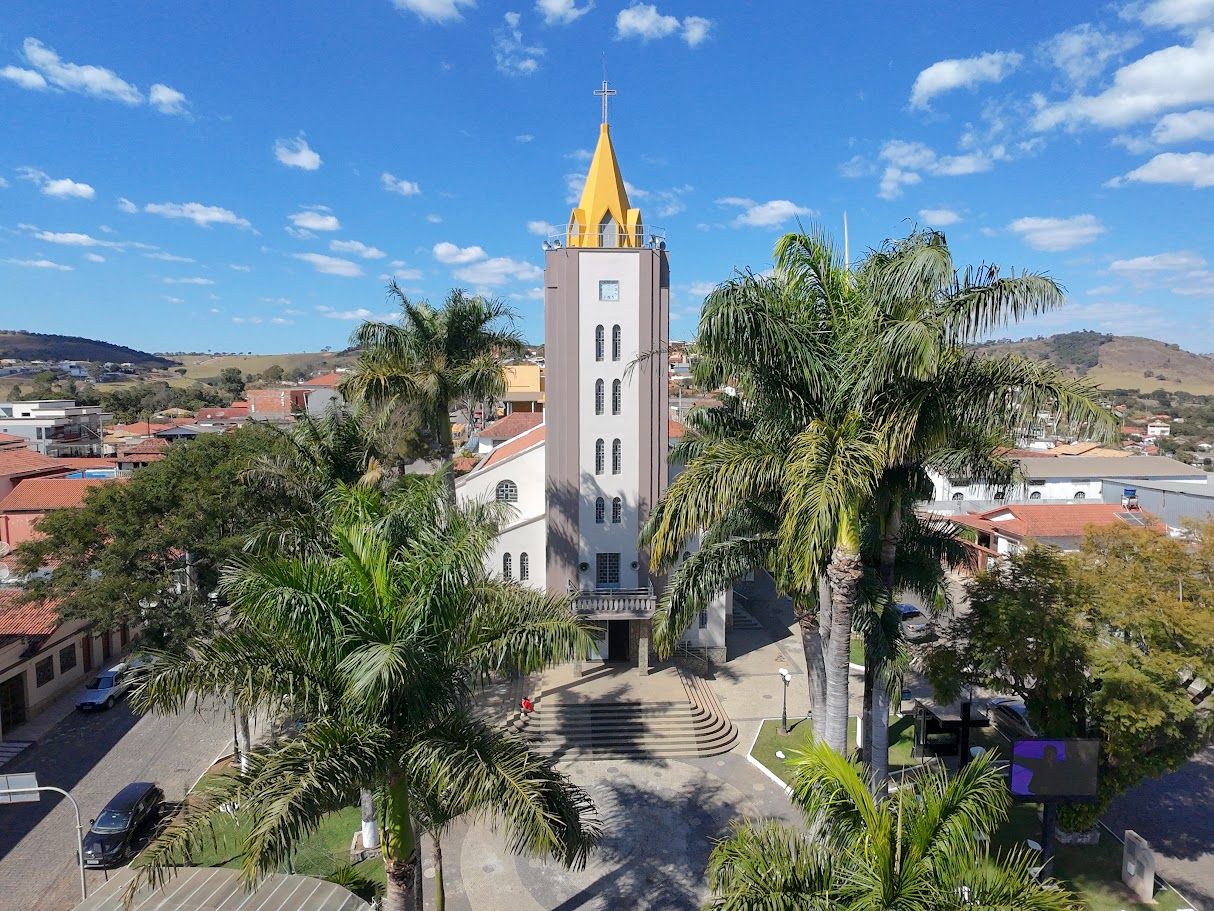 Cartão Postal de Crucilândia