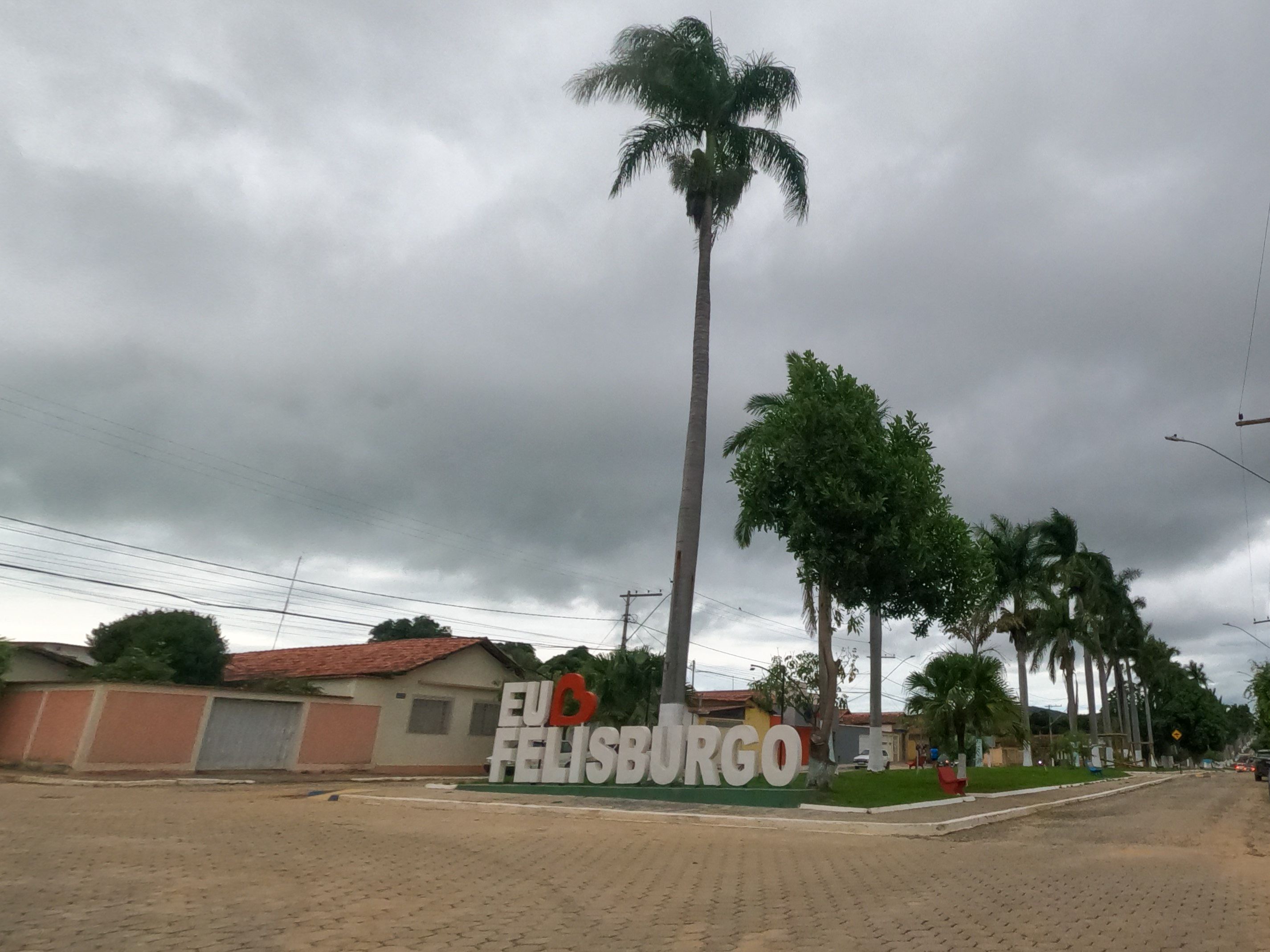 Cartão Postal de Felisburgo